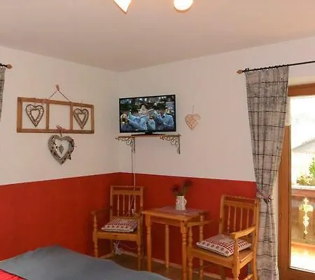 Landhaus Sabine Apartment Wallgau